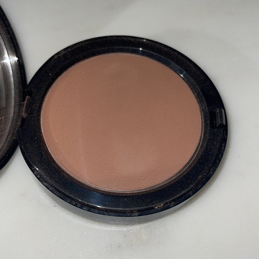 Bronzing Powder Medium